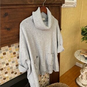 Grey Loft oversized turtleneck sweater size Large